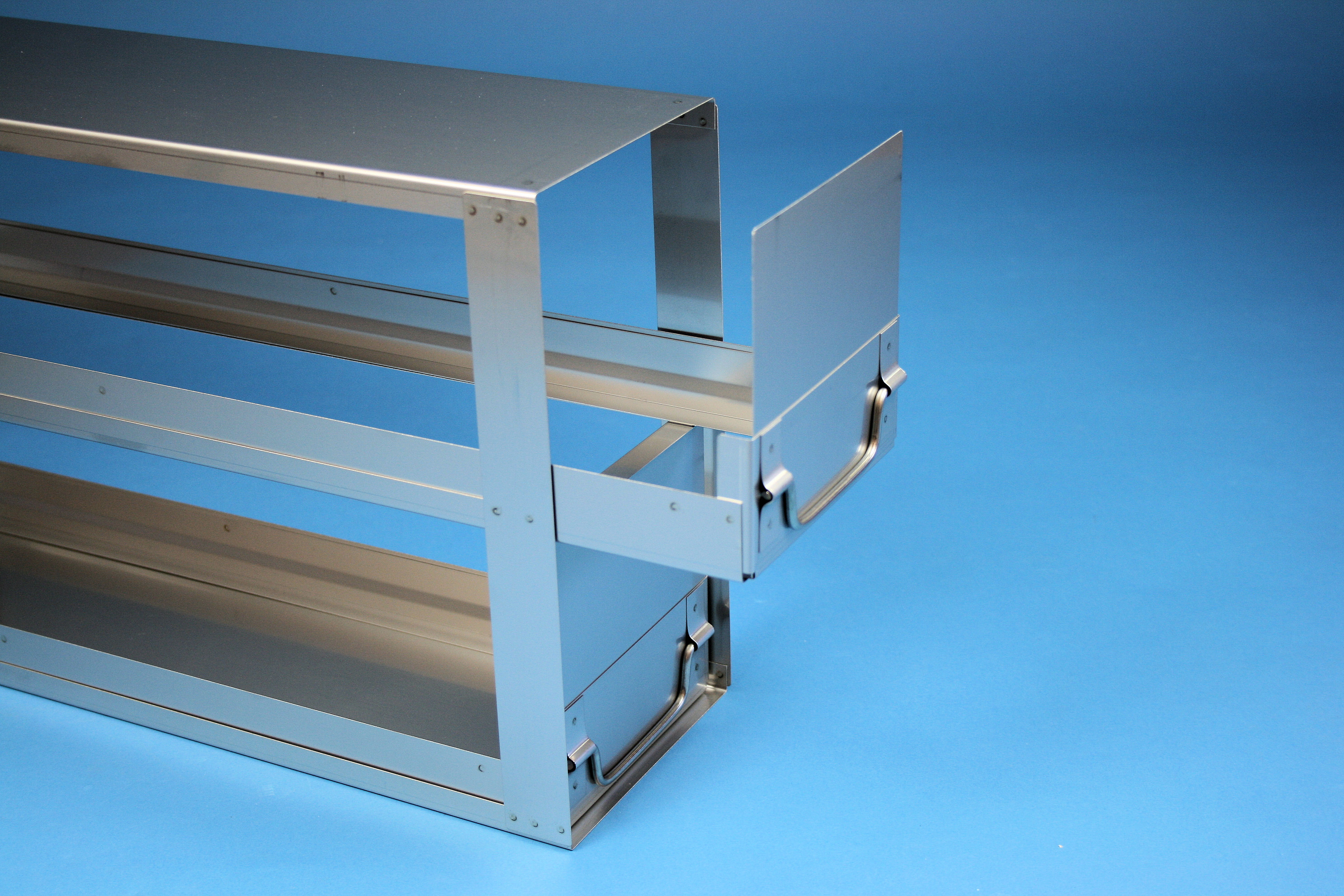 ALPHA skuffereol 130, for 4 boxe, 133mm